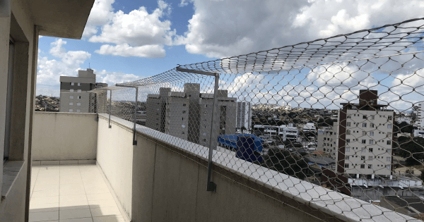 Instalação de rede de proteção em coberturas do Rio de Janeiro